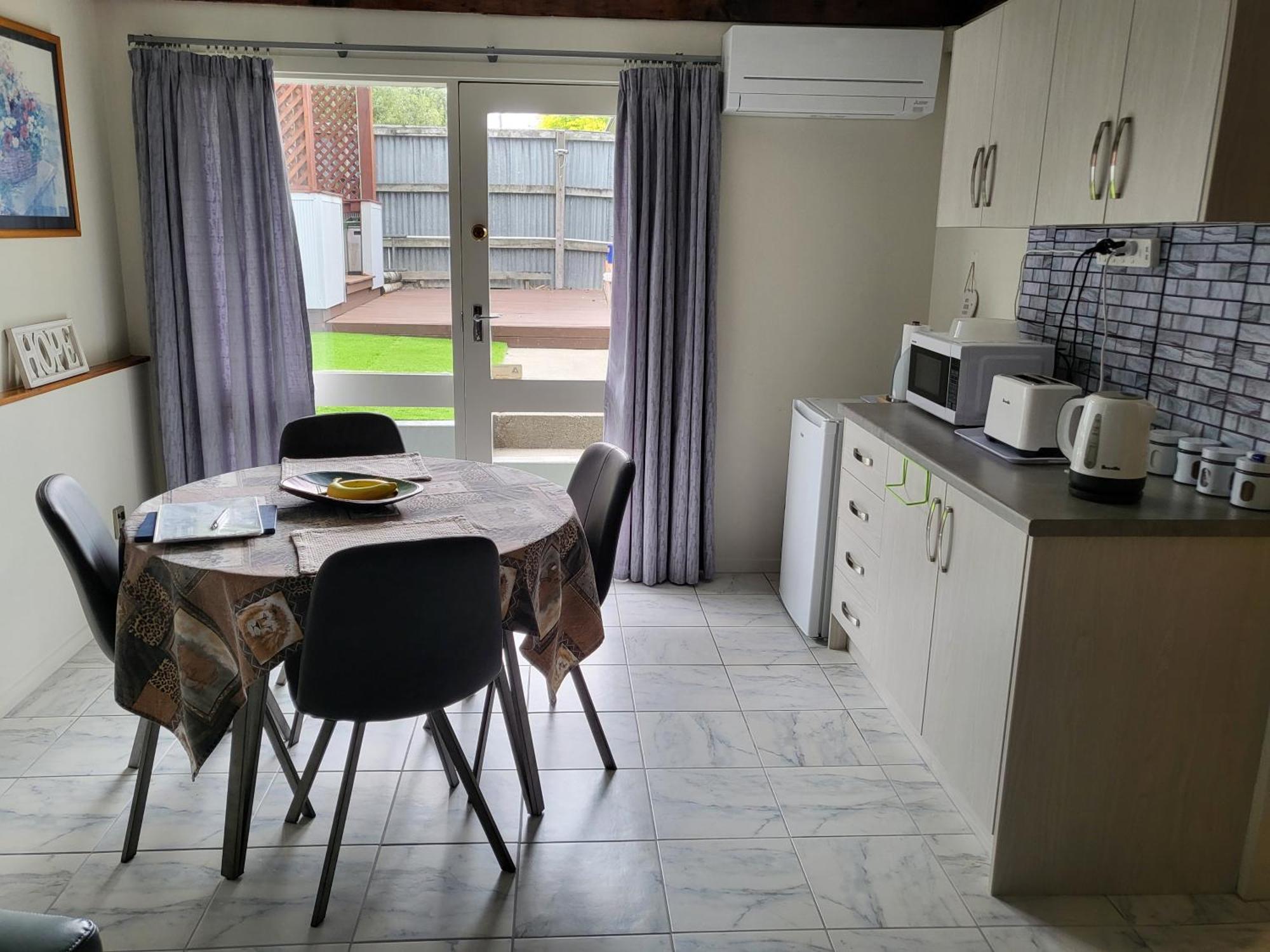 Barnes Street Bnb Тимару Номер фото